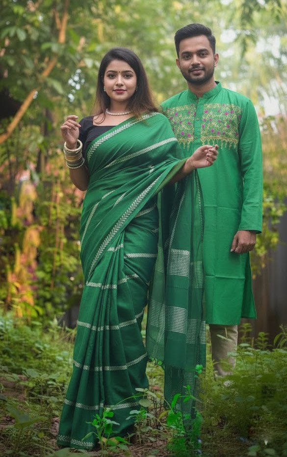 নতুন মায়াবী হাফসিল্ক কাপল সেট